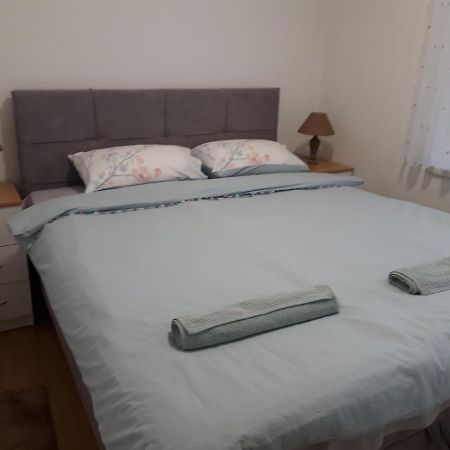 Simikic Z Apartment Биелина Екстериор снимка