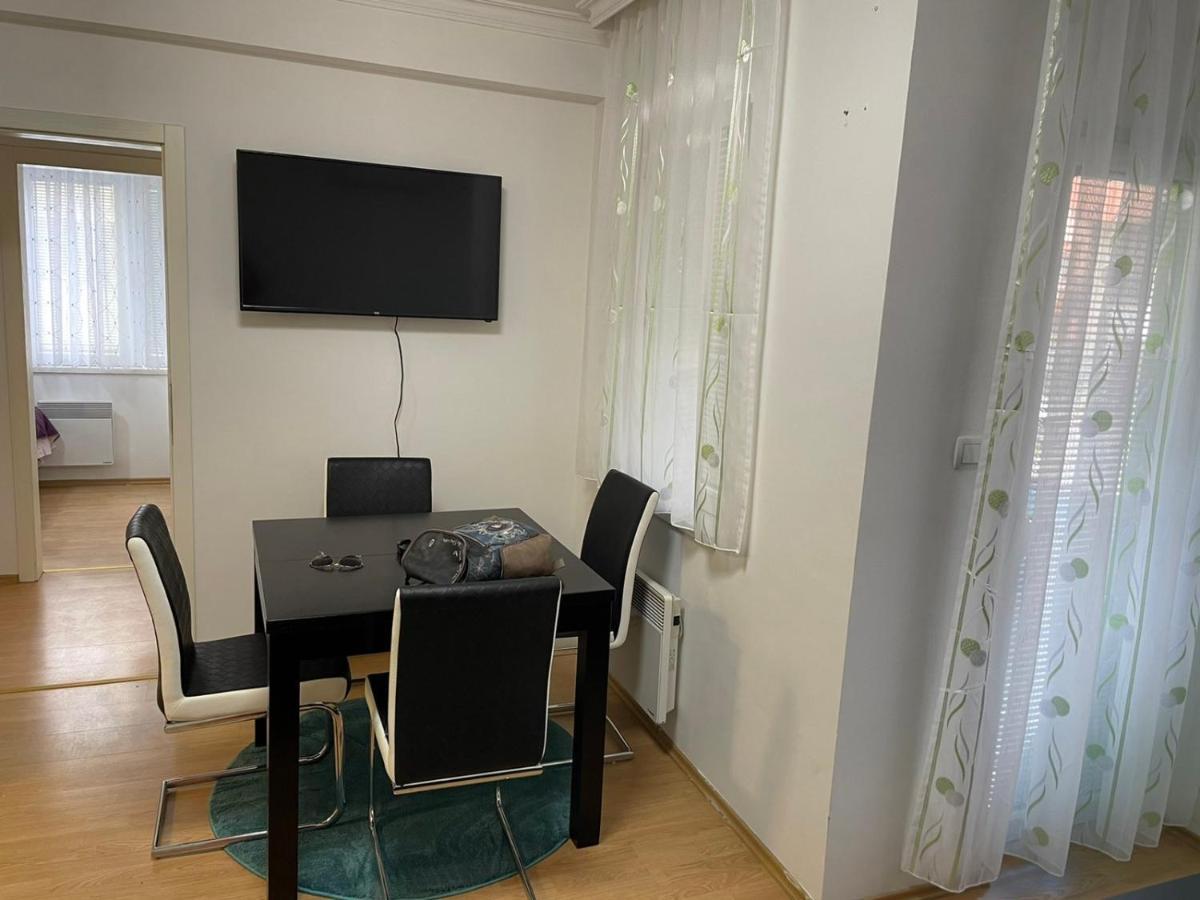 Simikic Z Apartment Биелина Екстериор снимка