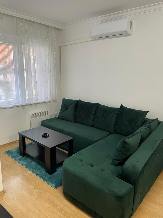 Simikic Z Apartment Биелина Екстериор снимка