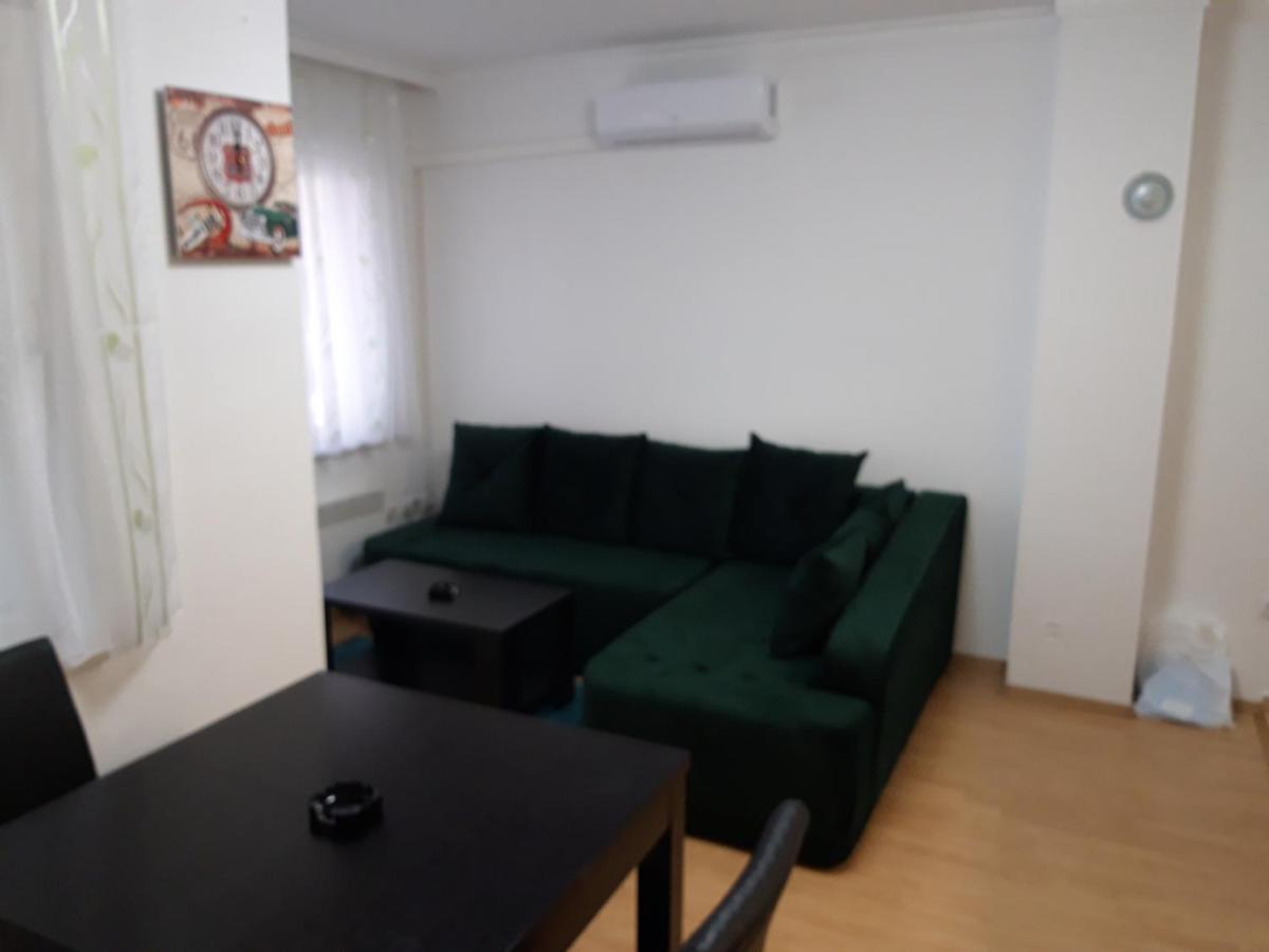 Simikic Z Apartment Биелина Екстериор снимка